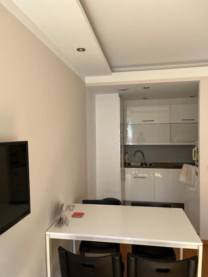 Zrodlana Apartment Kolobrzeg Bagian luar foto